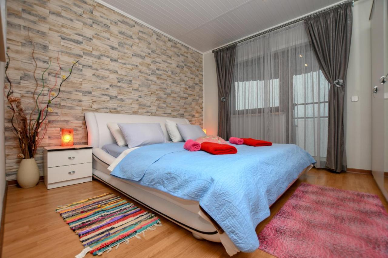 Apartment Camelia Porec Exterior photo